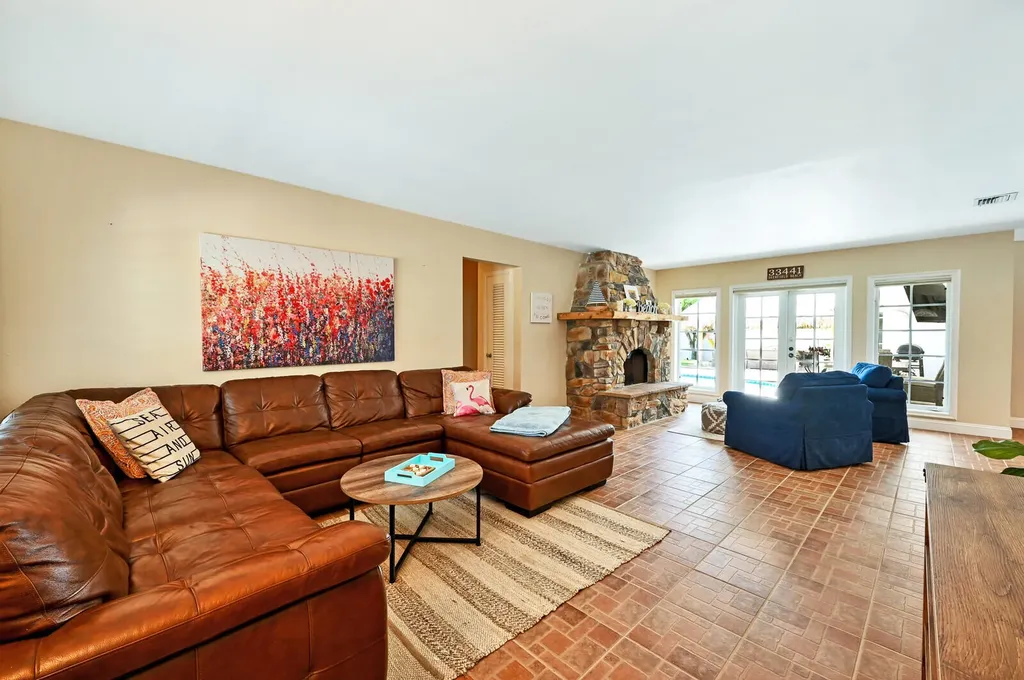 904 SE 12th Street Deerfield Beach FL 33441