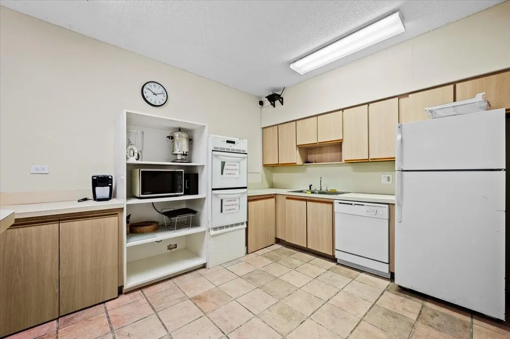 3540 S Ocean Boulevard South Palm Beach FL 33480