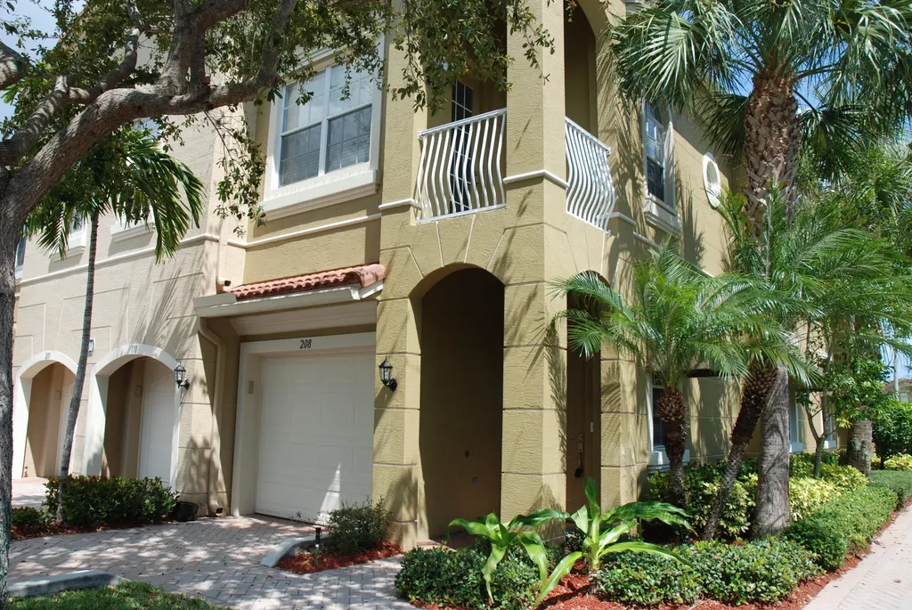 4930 Bonsai Circle Palm Beach Gardens FL 33418