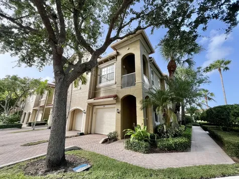4930 Bonsai Circle Palm Beach Gardens FL 33418