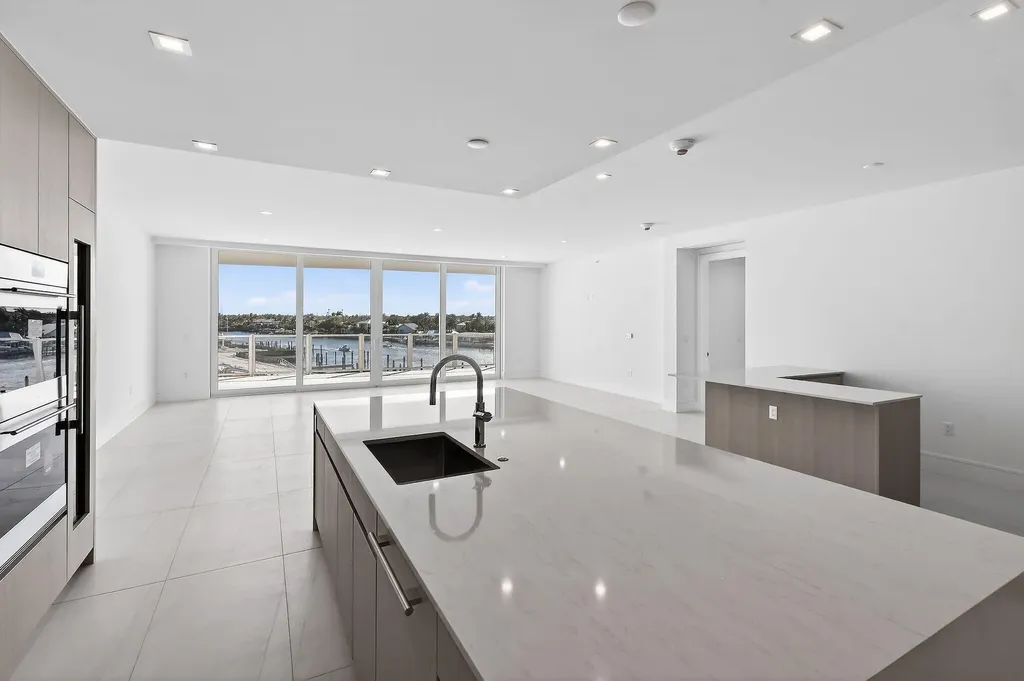 2200 Pga Boulevard Palm Beach Gardens FL 33408