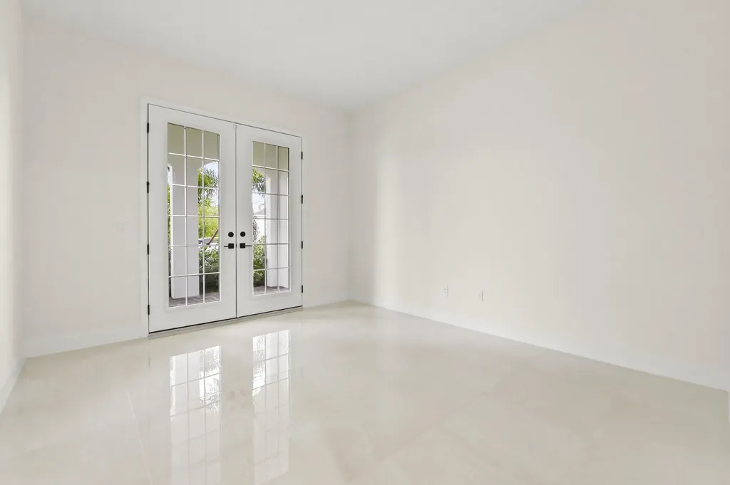 15030 Wildwood Circle Westlake FL 33470