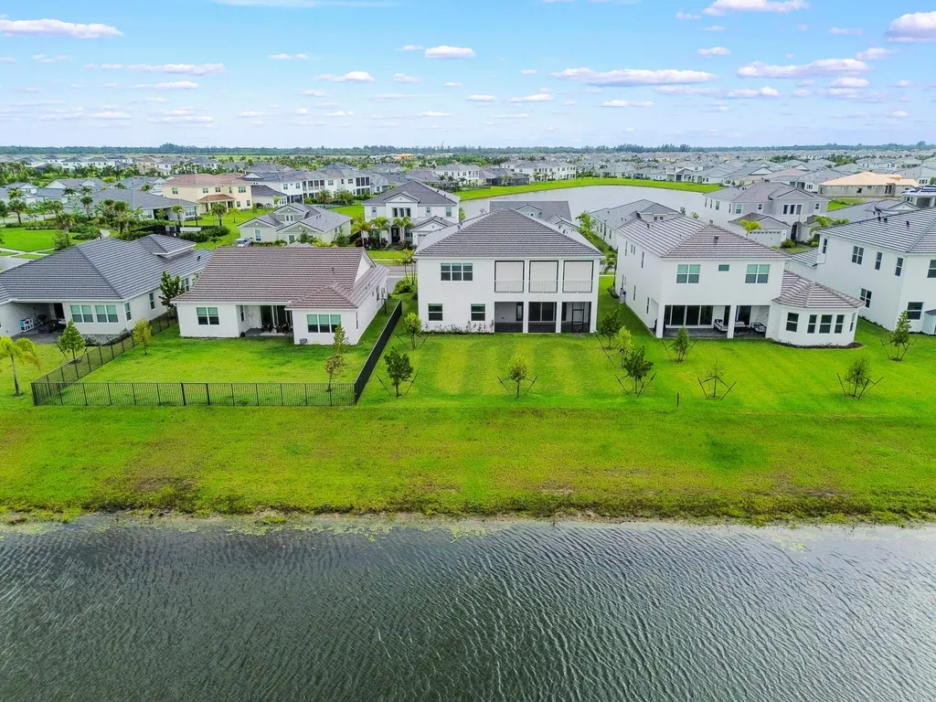 15030 Wildwood Circle Westlake FL 33470