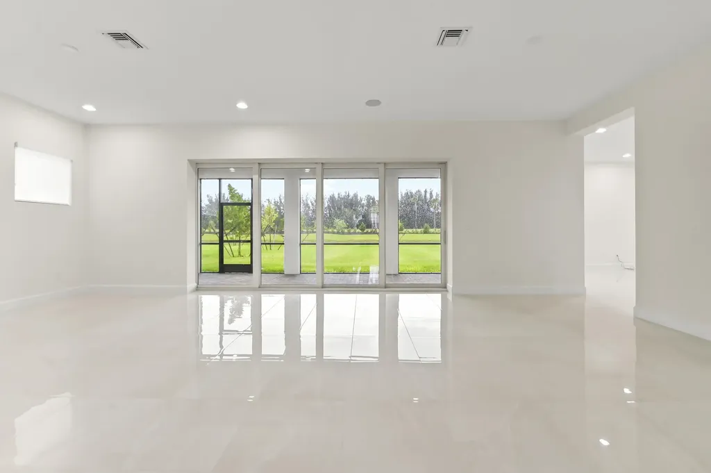 15030 Wildwood Circle Westlake FL 33470