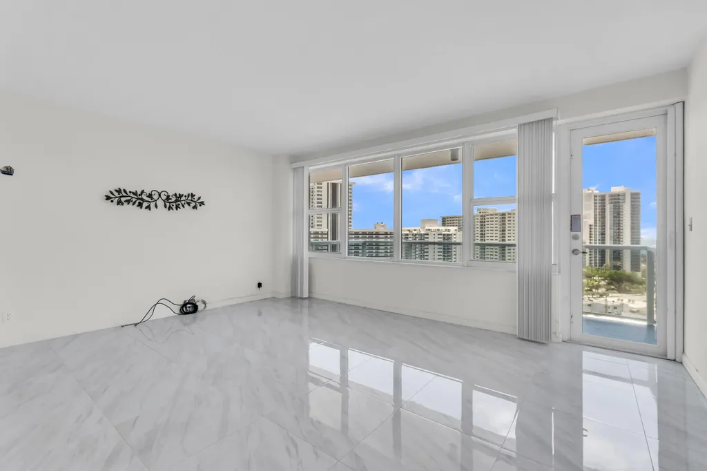 3300 NE 36th Street Fort Lauderdale FL 33308
