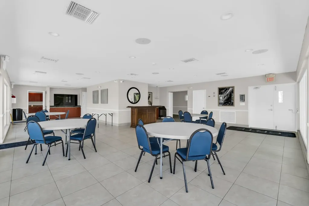 3300 NE 36th Street Fort Lauderdale FL 33308