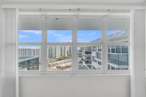 3300 NE 36th Street Fort Lauderdale FL 33308