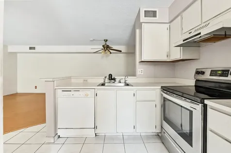 6586 Southurst Terrace Delray Beach FL 33446