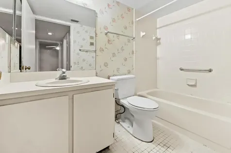 6586 Southurst Terrace Delray Beach FL 33446