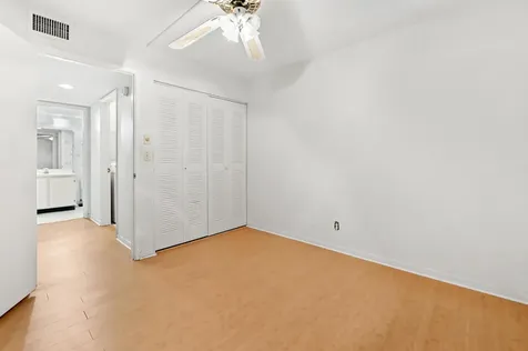 6586 Southurst Terrace Delray Beach FL 33446