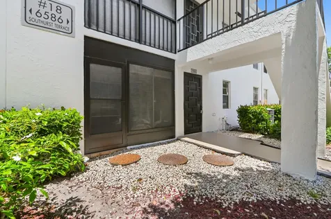 6586 Southurst Terrace Delray Beach FL 33446