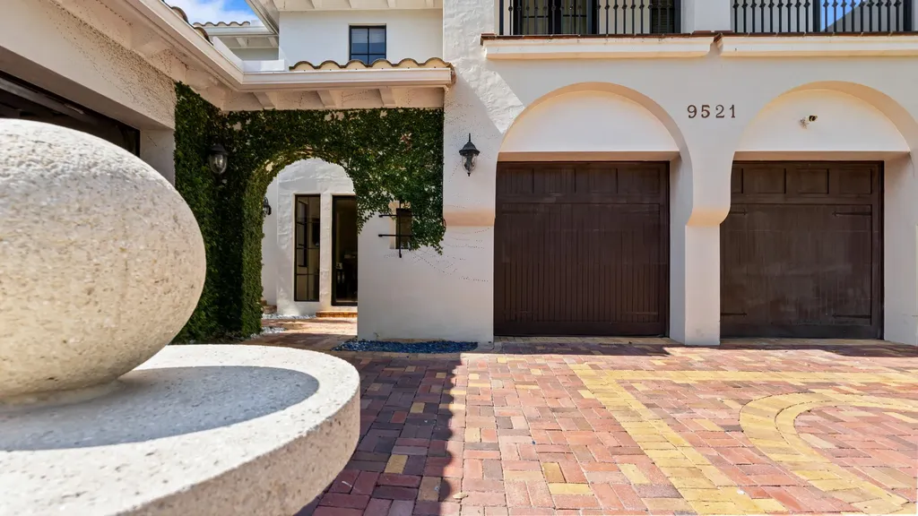 9521 Eden Manor Parkland FL 33076