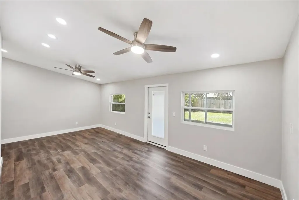 271 NE Naylor Street Palm Bay FL 32907