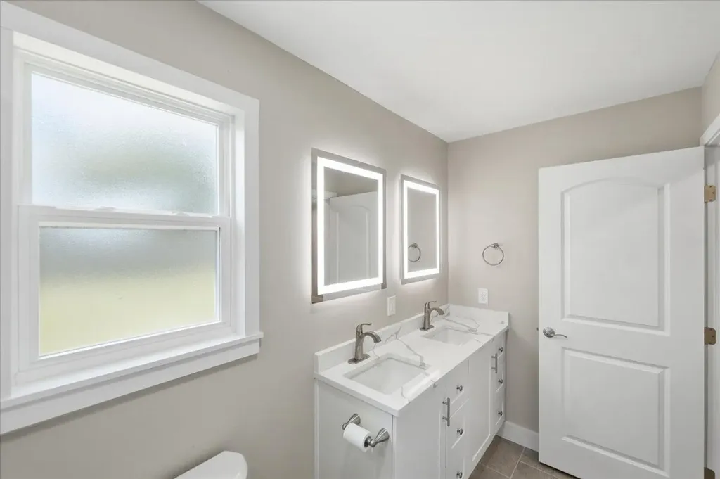 271 NE Naylor Street Palm Bay FL 32907