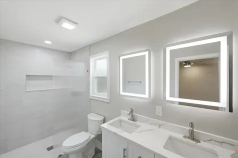 271 NE Naylor Street Palm Bay FL 32907