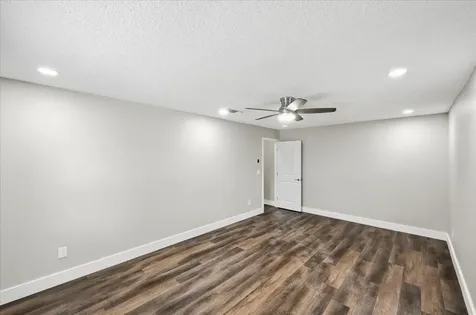 271 NE Naylor Street Palm Bay FL 32907