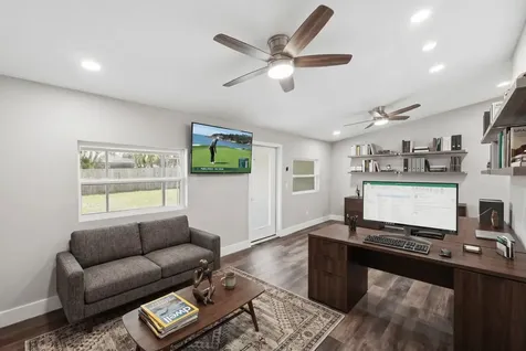 271 NE Naylor Street Palm Bay FL 32907