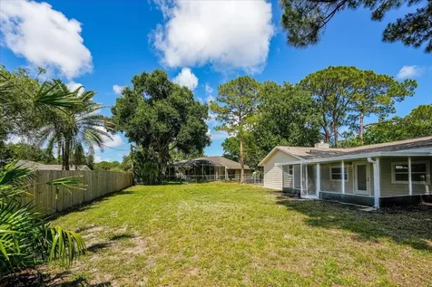 271 NE Naylor Street Palm Bay FL 32907