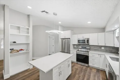271 NE Naylor Street Palm Bay FL 32907