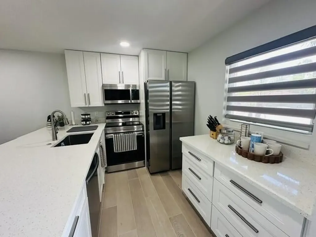 2601 NE 3rd Court Boynton Beach FL 33435