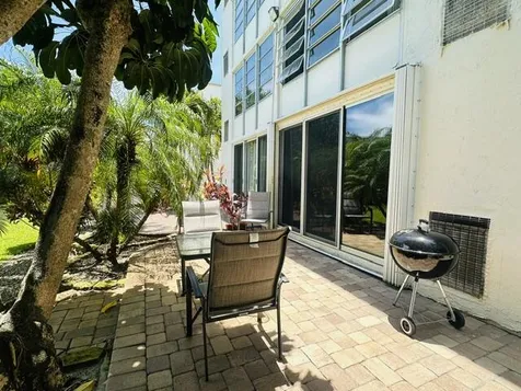2601 NE 3rd Court Boynton Beach FL 33435