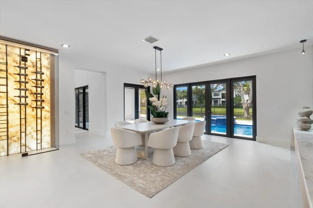 17585 Middlebrook Way Boca Raton FL 33496