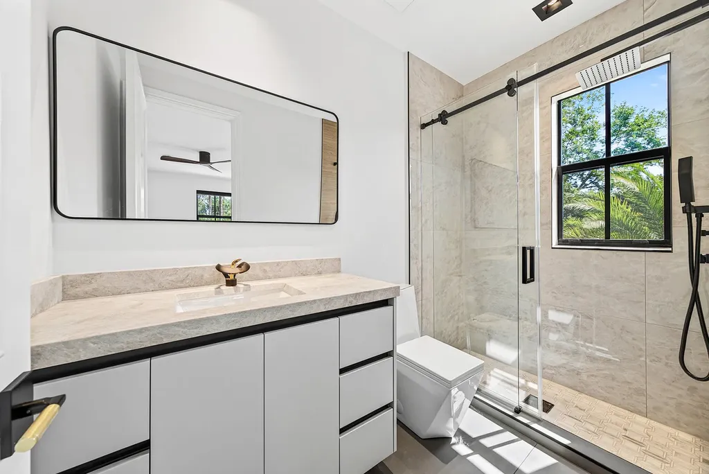 17585 Middlebrook Way Boca Raton FL 33496