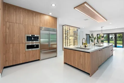 17585 Middlebrook Way Boca Raton FL 33496