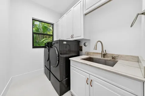 17585 Middlebrook Way Boca Raton FL 33496