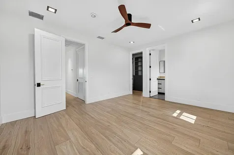 17585 Middlebrook Way Boca Raton FL 33496