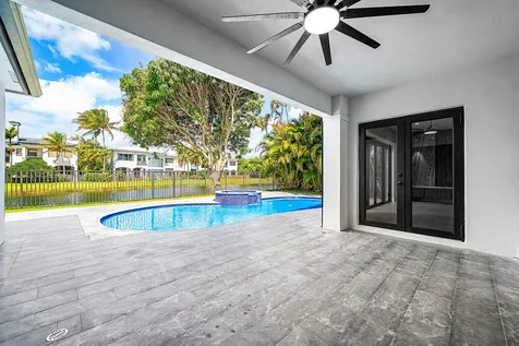 17585 Middlebrook Way Boca Raton FL 33496