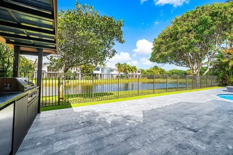 17585 Middlebrook Way Boca Raton FL 33496