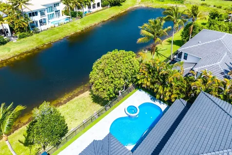 17585 Middlebrook Way Boca Raton FL 33496
