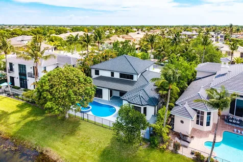 17585 Middlebrook Way Boca Raton FL 33496