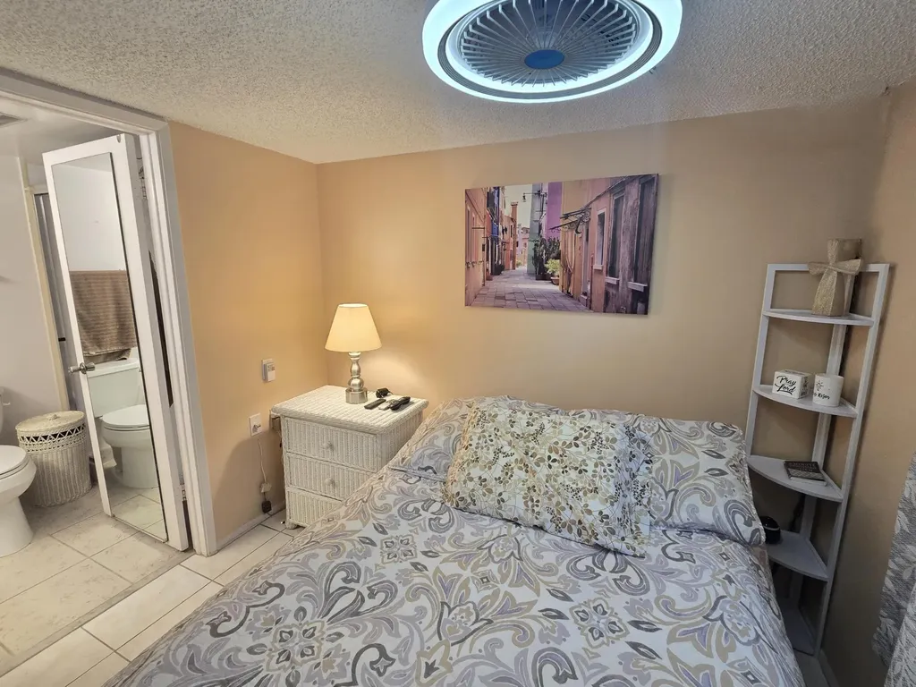 4501 Martinique C1 Way Coconut Creek FL 33066