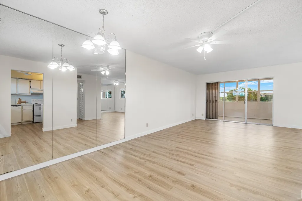 725 Lori Drive Palm Springs FL 33461
