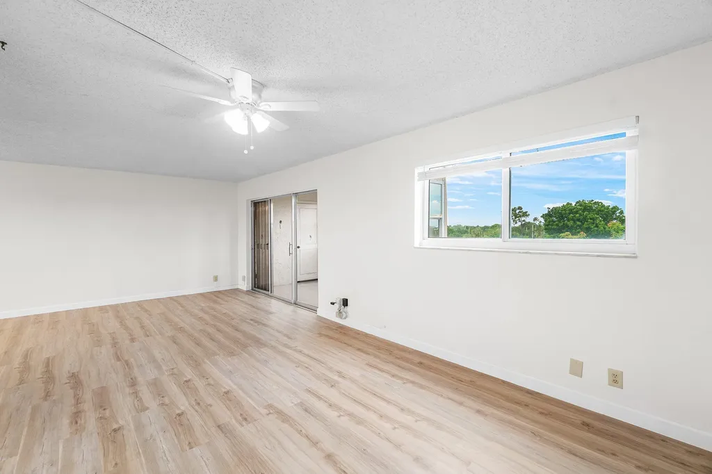 725 Lori Drive Palm Springs FL 33461