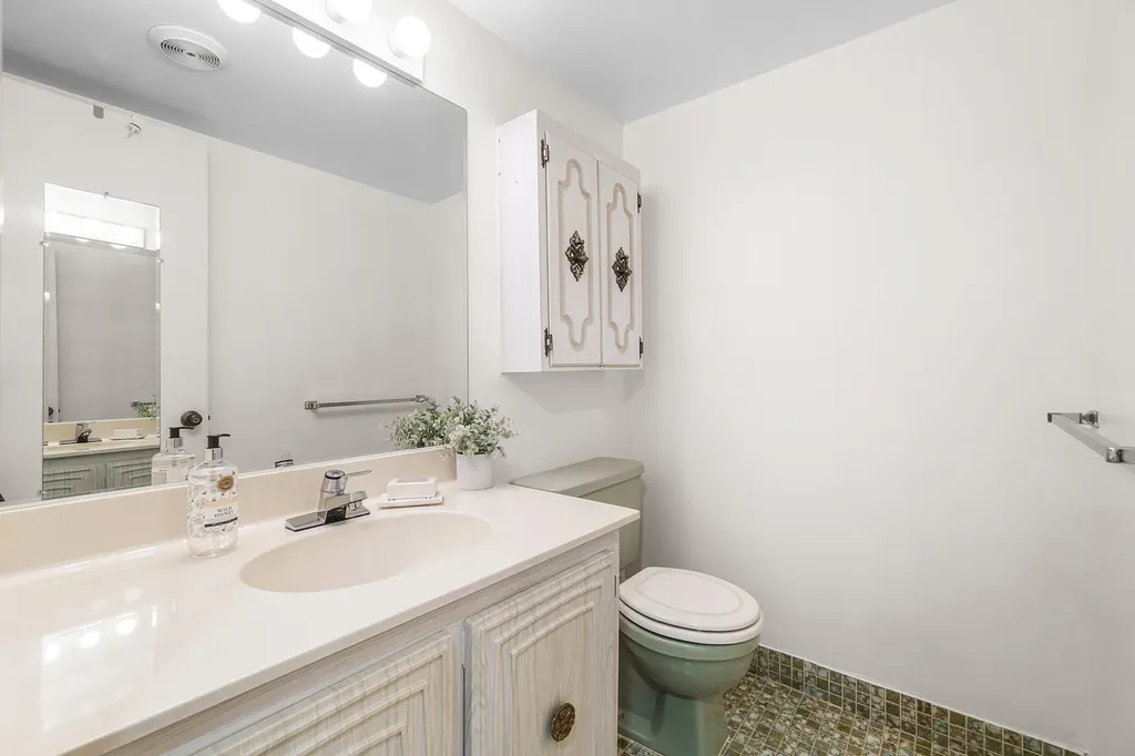 725 Lori Drive Palm Springs FL 33461