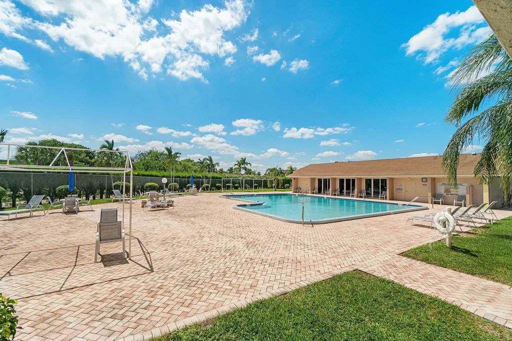 725 Lori Drive Palm Springs FL 33461