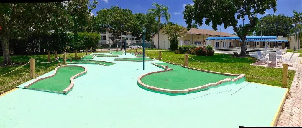 725 Lori Drive Palm Springs FL 33461