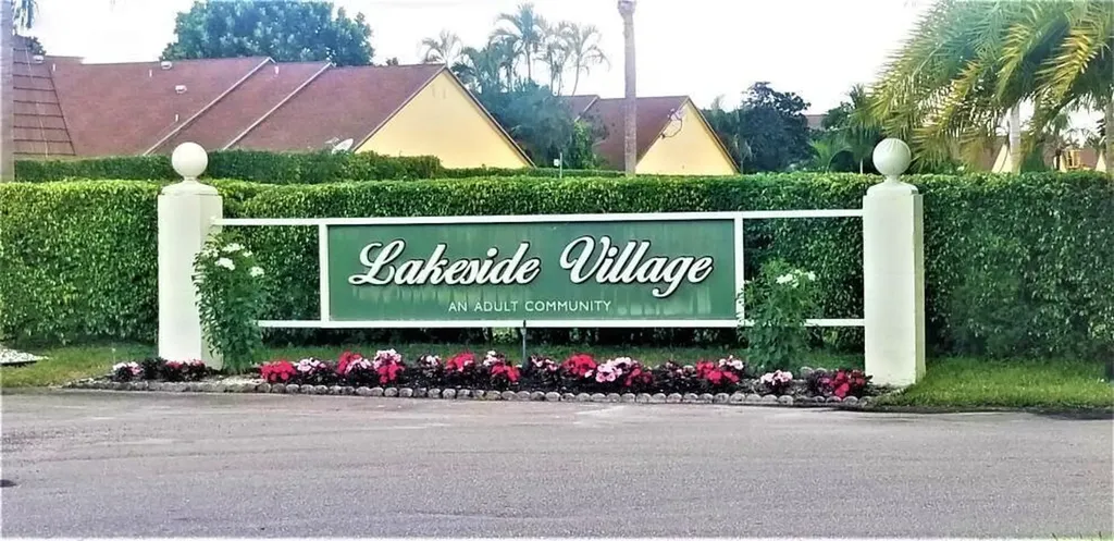 725 Lori Drive Palm Springs FL 33461