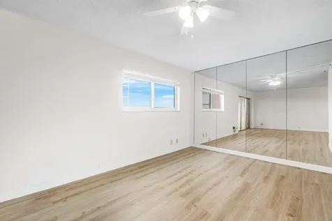 725 Lori Drive Palm Springs FL 33461