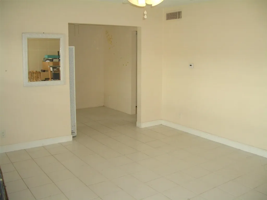 2737 NE 28th Street Lighthouse Point FL 33064