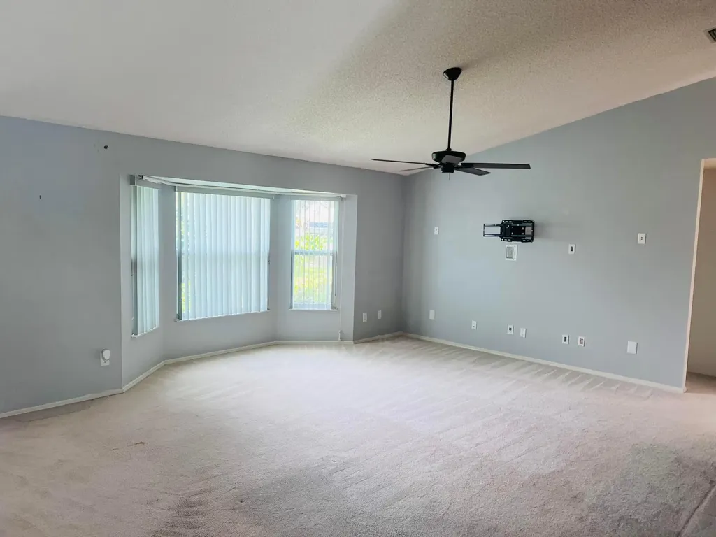 235 14th Avenue Vero Beach FL 32962