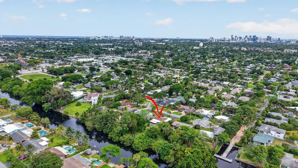 633 NW 30th Street Wilton Manors FL 33311