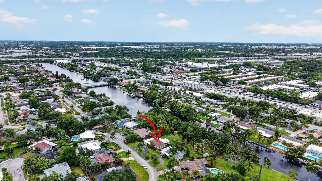 633 NW 30th Street Wilton Manors FL 33311