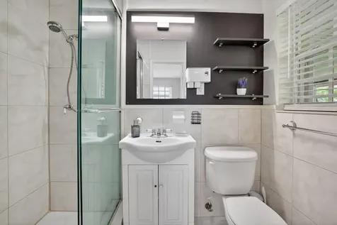 633 NW 30th Street Wilton Manors FL 33311