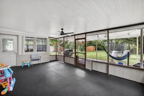 633 NW 30th Street Wilton Manors FL 33311