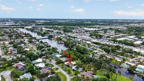 633 NW 30th Street Wilton Manors FL 33311