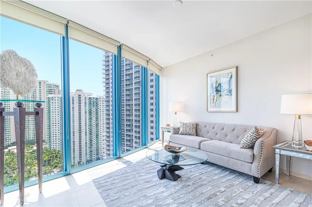 333 Las Olas Way Fort Lauderdale FL 33301